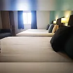 The Bank House 4* 번드런