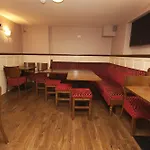 The Bank House 게스트하우스 4*
