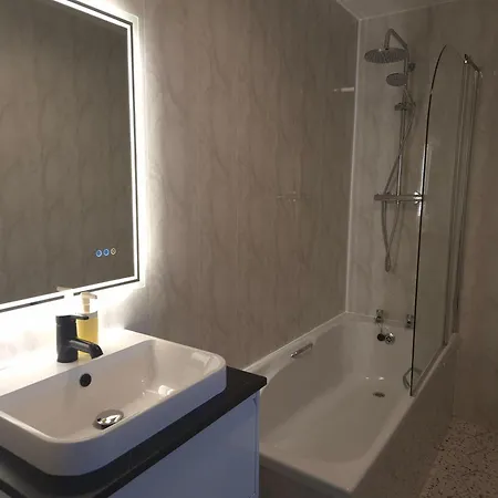 Gasthof The Bank House 4*