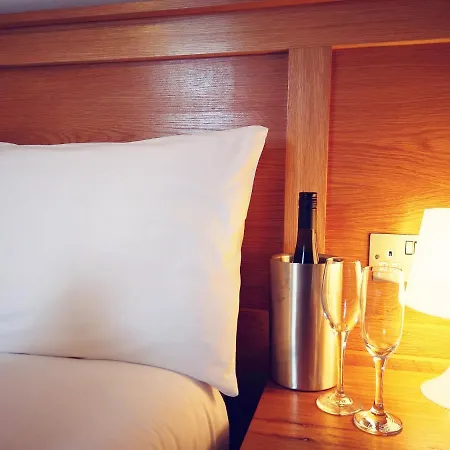 Bank House Gæstehus 4*